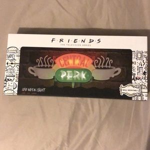 F•R•I•E•N•D•S LED LIGHT